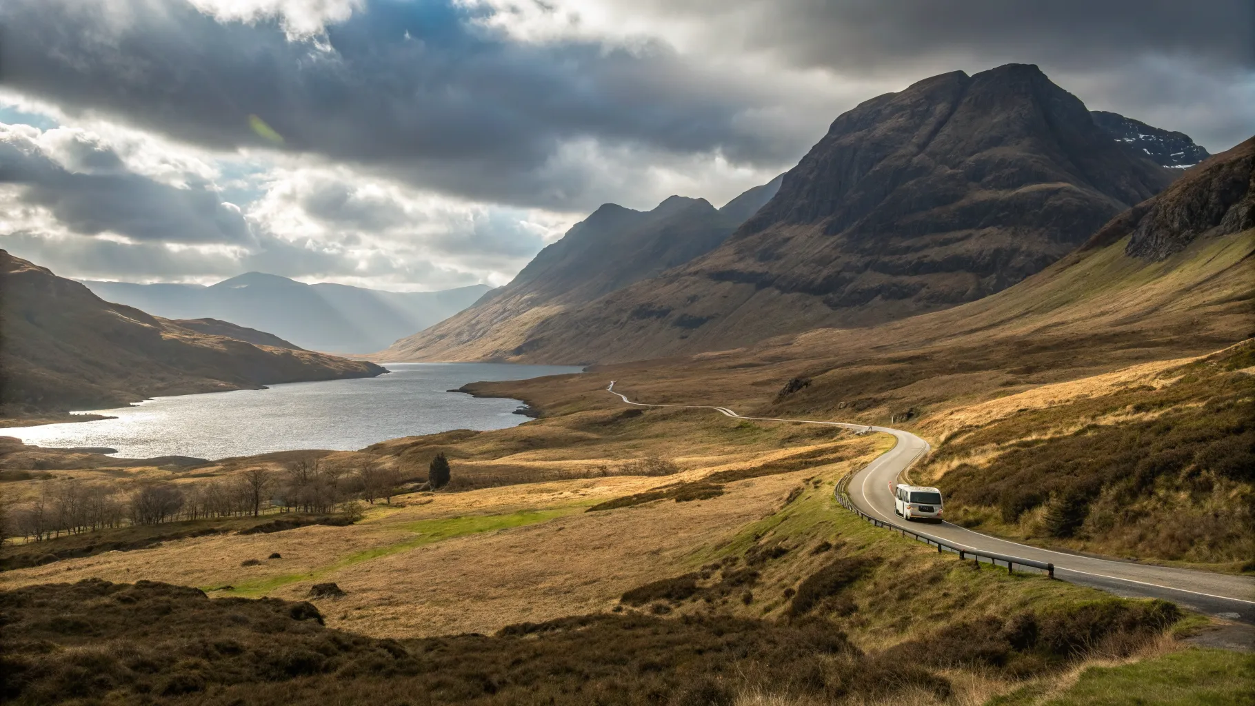 Exploring the Scottish Highlands: A Guide to Unforgettable Tours