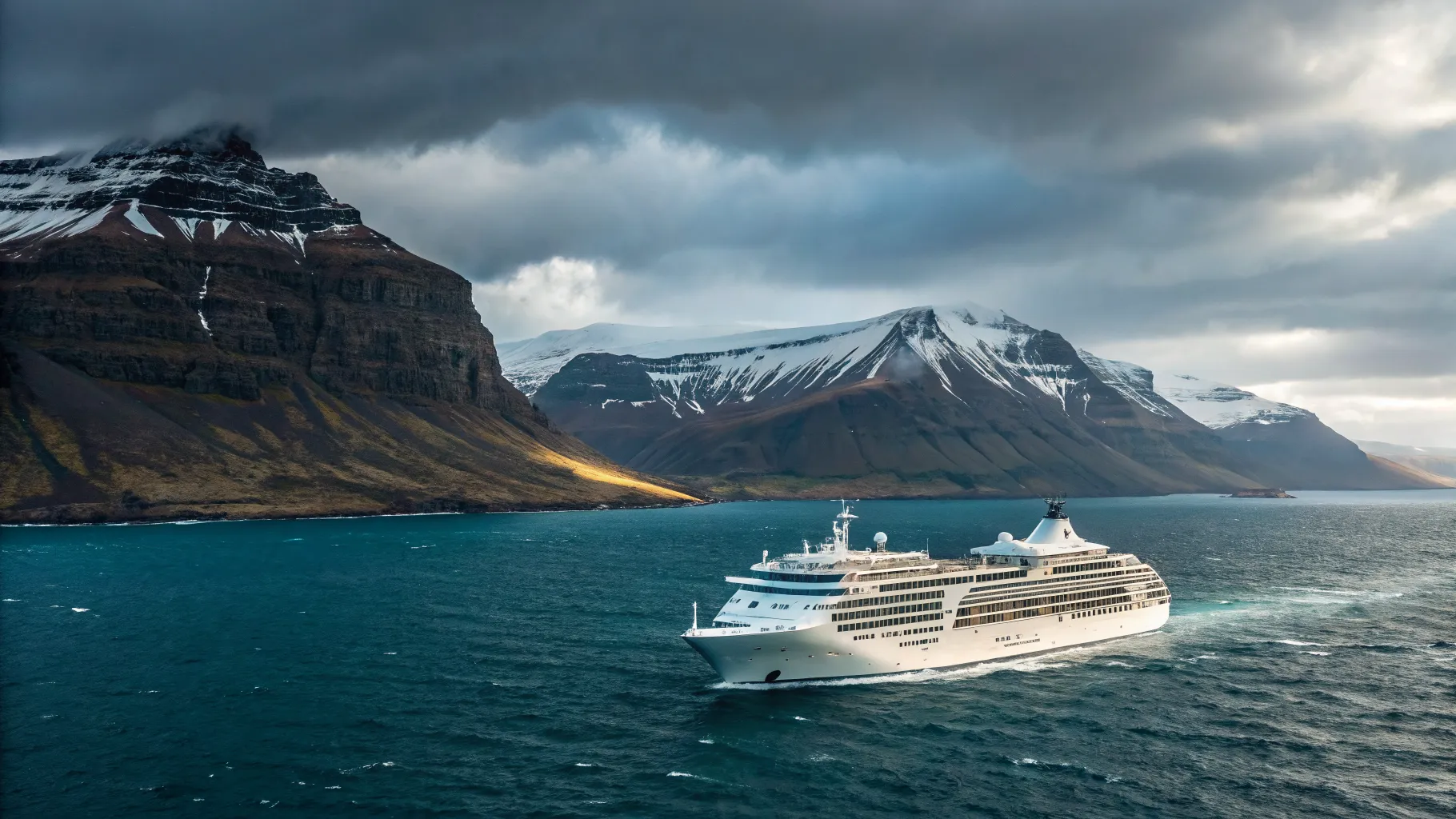 Your Ultimate Cruise from Liverpool to Iceland Adventure Guide
