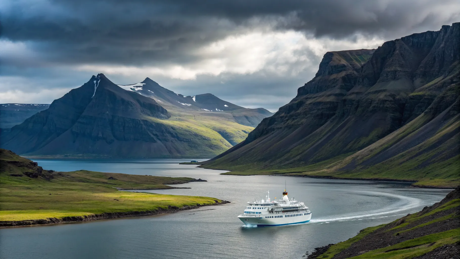 Cruises to Iceland from UK: The Ultimate Guide for Your Voyage