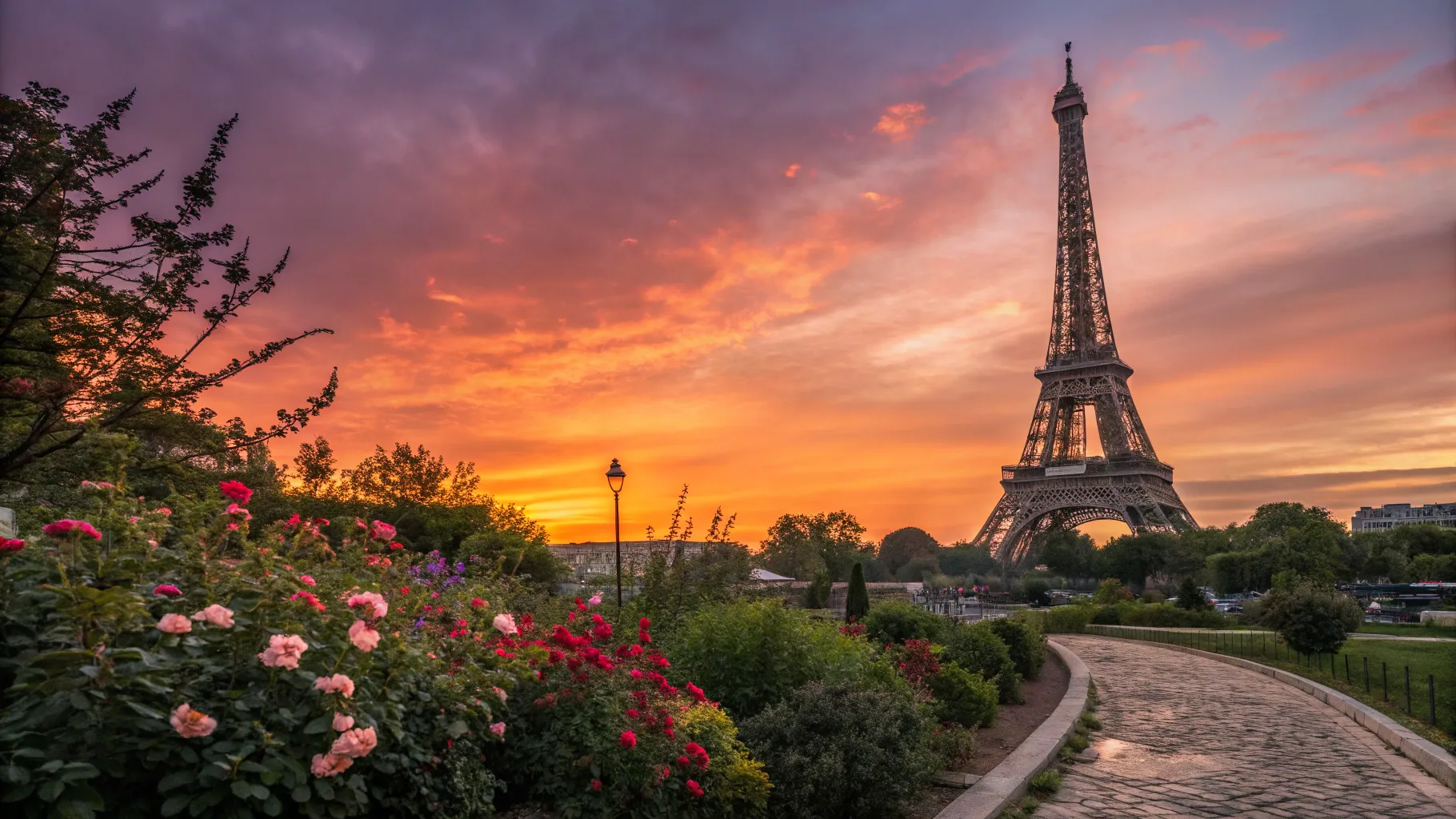 Essential Guide to Paris Travel Tips and Insights
