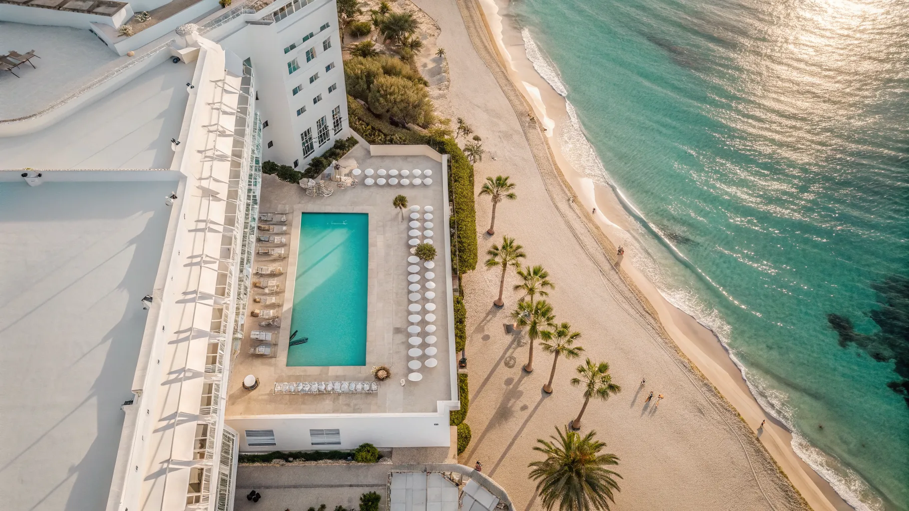 Top 5 Strandhotels auf Mallorca: Luxus und Entspannung direkt am Meer