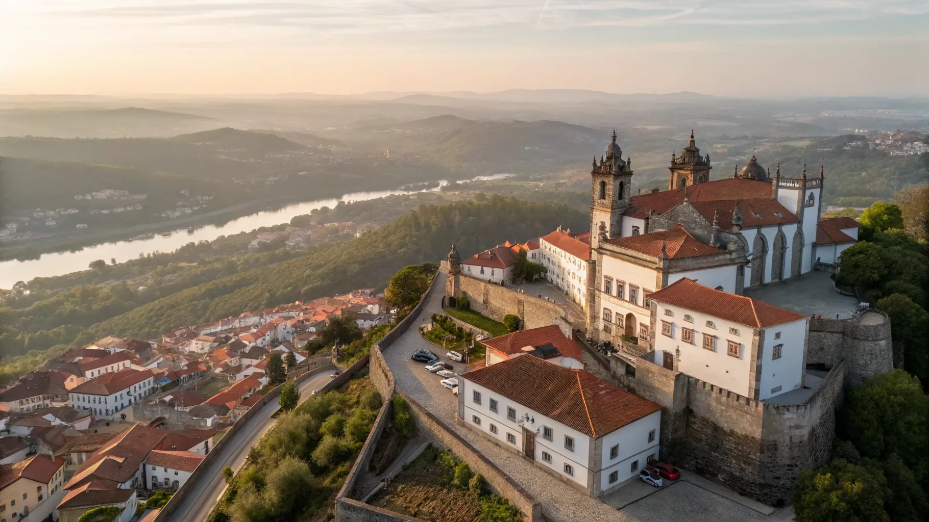 Descubra os 10 Destinos Mais Económicos para Viajar em Portugal: A Sua Próxima Aventura Barata