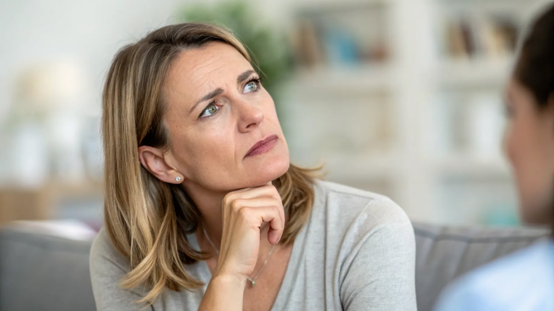 Warning Signs of MS in Women Explained: Recognizing Early Symptoms