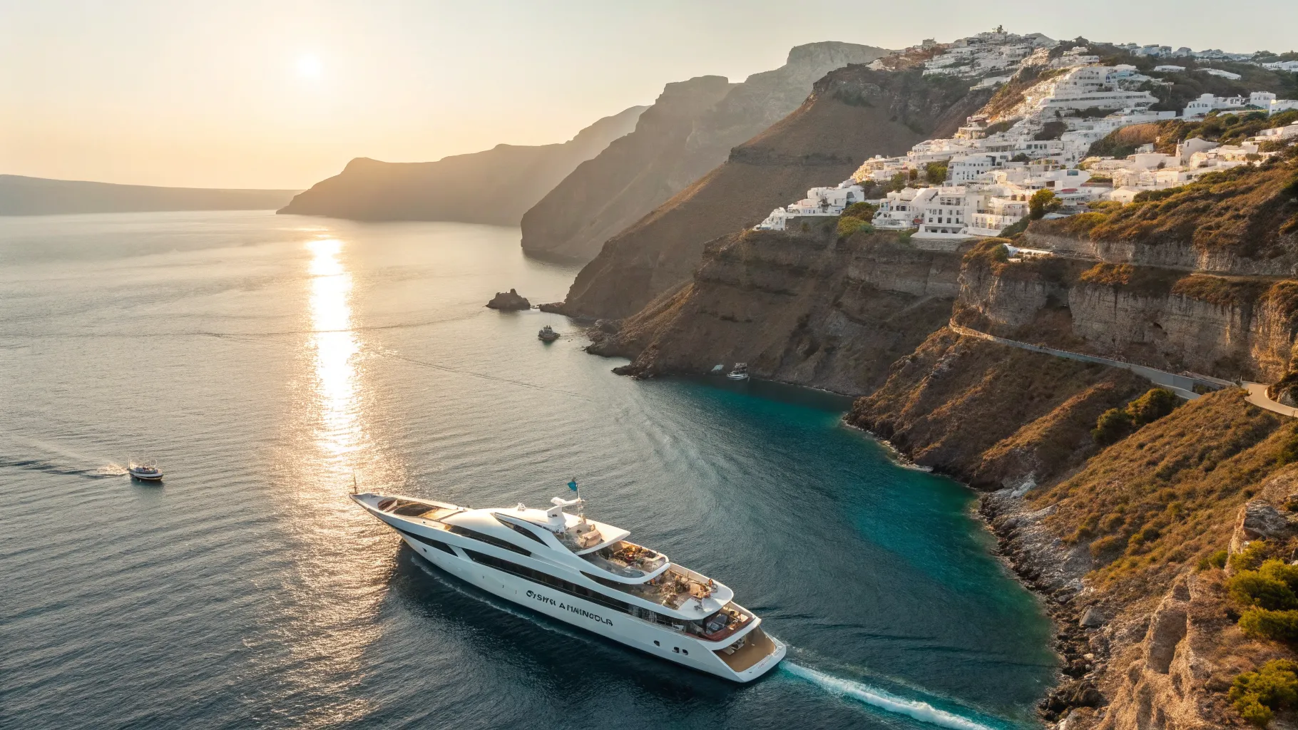 Croisières de Luxe en Grèce 2026 : Îles Grecques, Histoire et Service 5 Étoiles