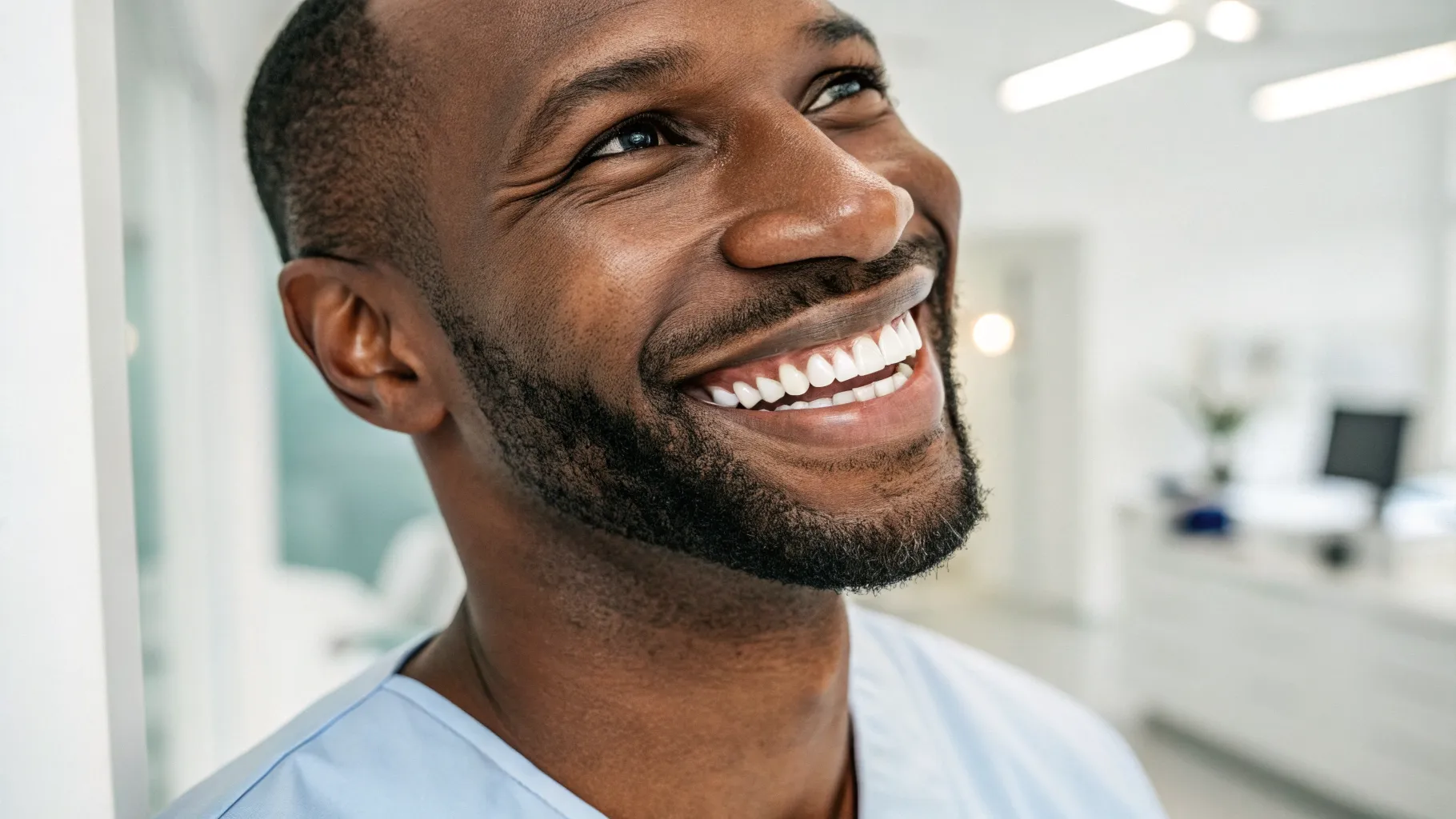 Descopera Implanturile Dentare din Zirconiu Realizate in Aceeasi Zi